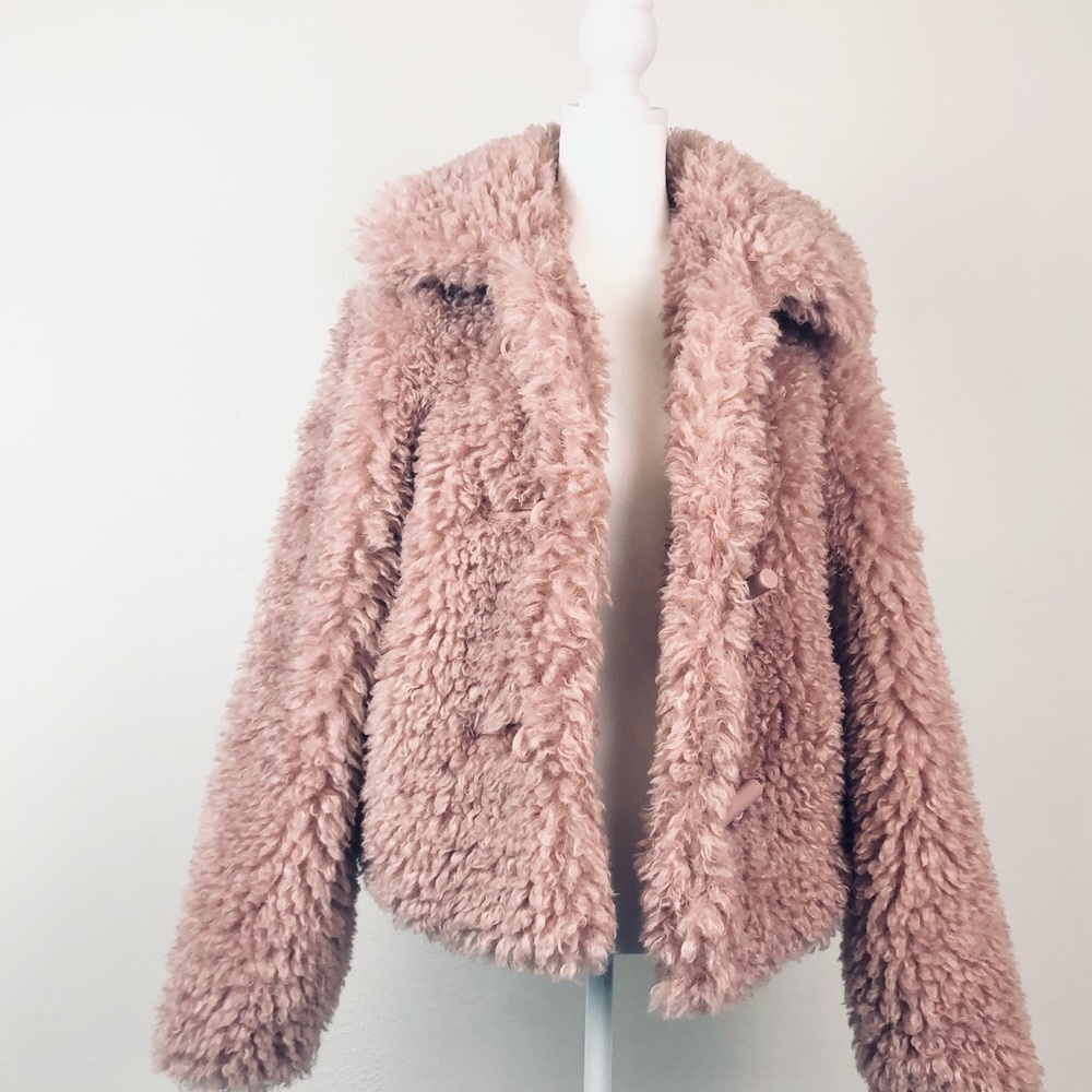 Enid Sinclair Wednesday Netflix Pink Faux Fur Coat Jacket ALT